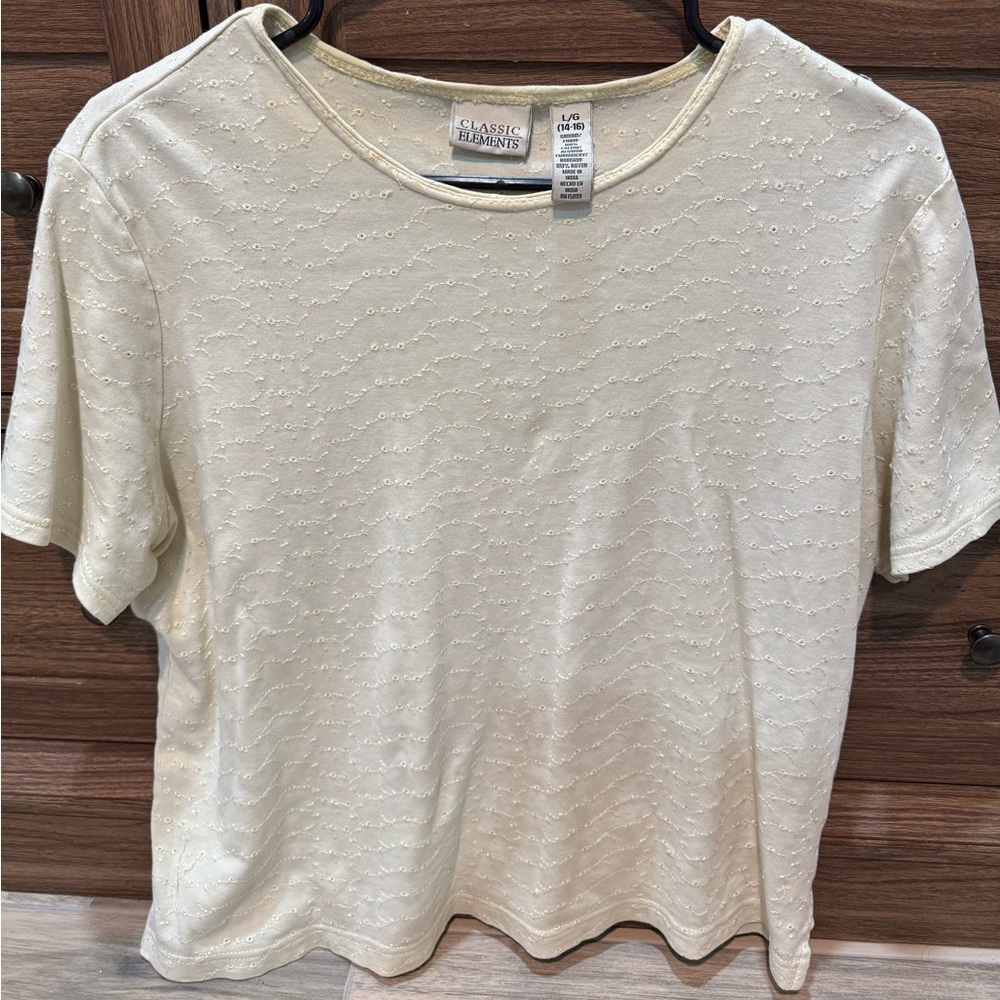 Classic Elements Ivory Short Sleeve Top